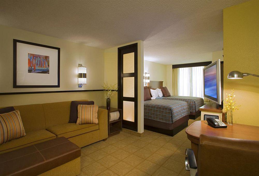 Hyatt Place Charlotte Arrowood Værelse billede